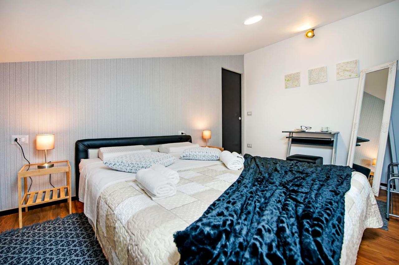 Lakovich Sea View Apartments 로비니 외부 사진