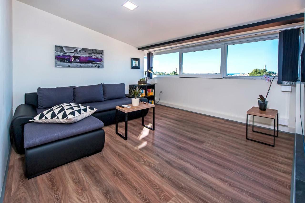Lakovich Sea View Apartments 로비니 외부 사진